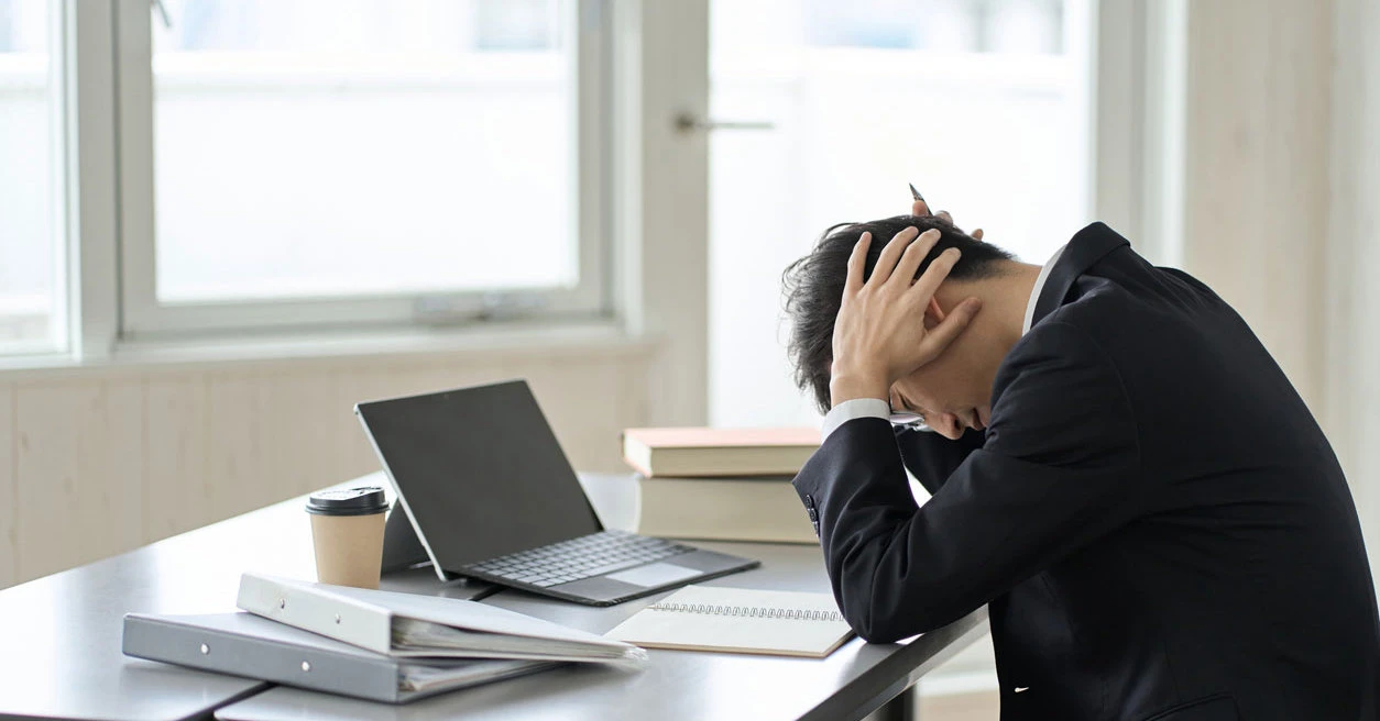 転職者の半数が前職をSNSで語る　退職後、いったい何を書いてる？