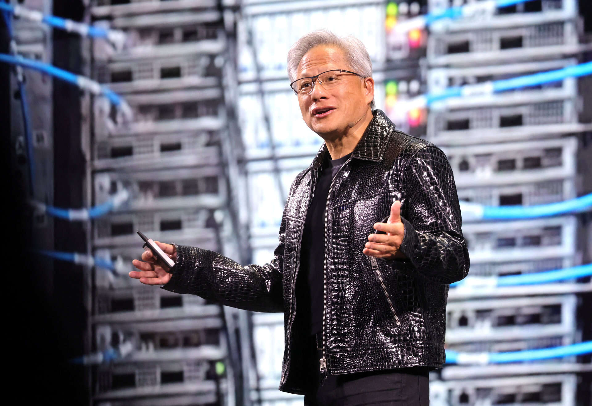 NVIDIAフアンCEO大いに語る　CESで明らかにしたこととは？