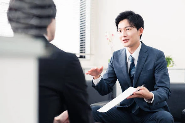 商談の「空気感」まで言語化　AIで対面営業を「データ化」する新常識とは？